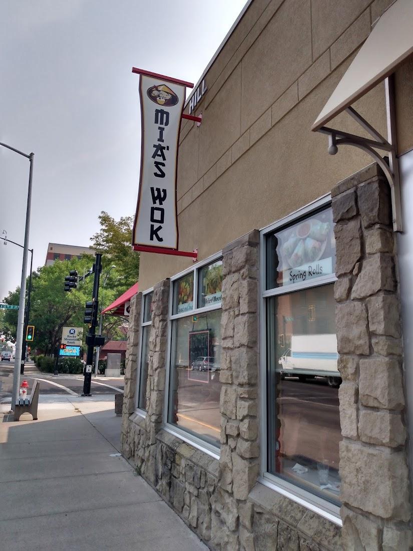 Mia’s Wok